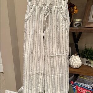 Sienna Sky Black and White Knit Fabric